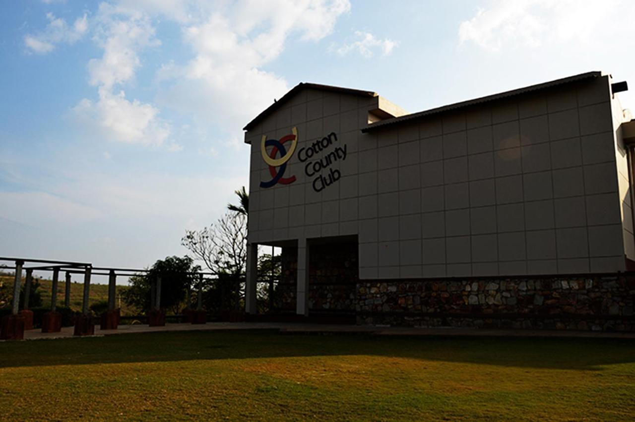 Cotton County Club And Resort Hubli Exterior photo