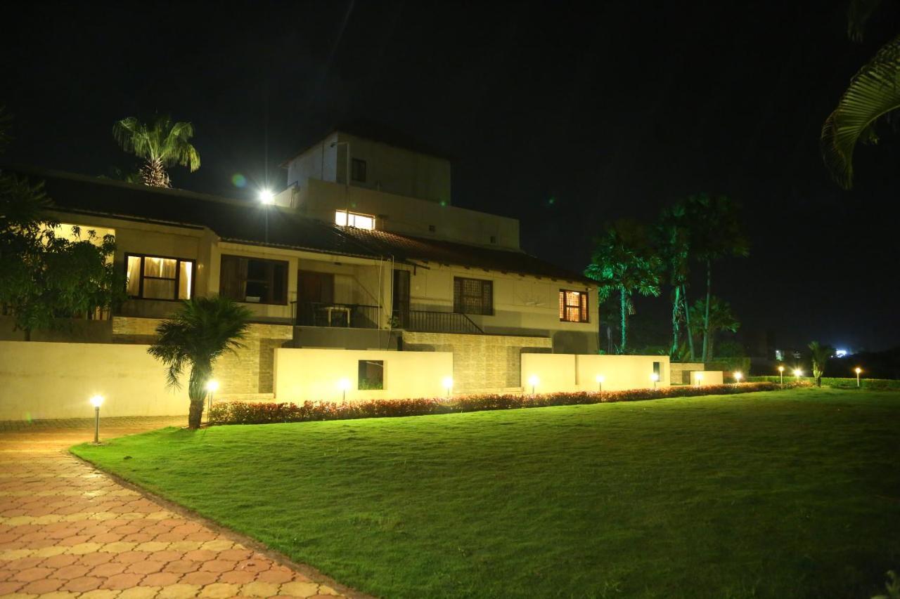 Cotton County Club And Resort Hubli Exterior photo
